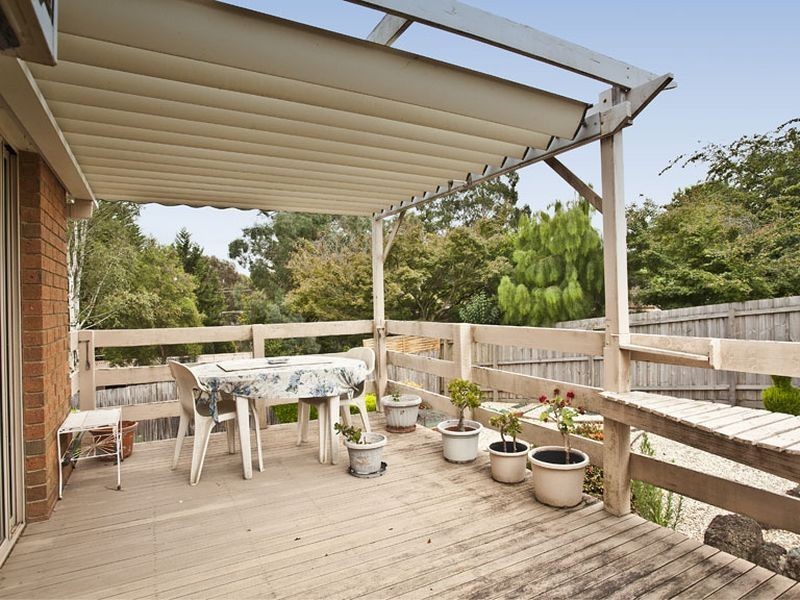 5 Wildberry Close, Croydon Hills VIC 3136