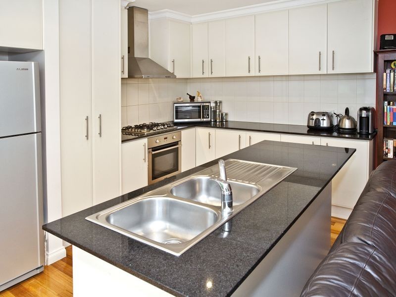 1/2 Denman Street, Kilsyth VIC 3137