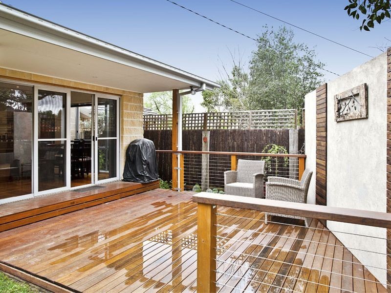 1/2 Denman Street, Kilsyth VIC 3137