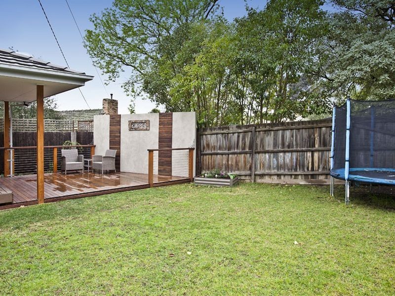 1/2 Denman Street, Kilsyth VIC 3137