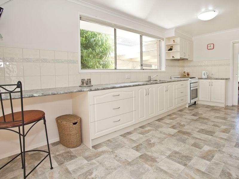 9 Old Kent Road, Mooroolbark VIC 3138