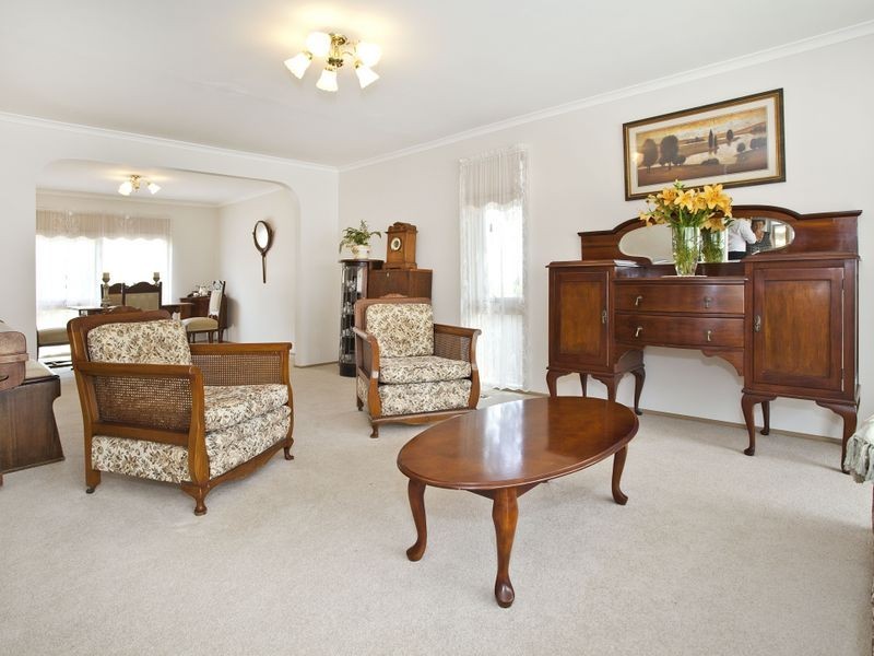 33 Alpine Way, Kilsyth VIC 3137
