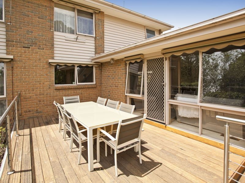 33 Alpine Way, Kilsyth VIC 3137