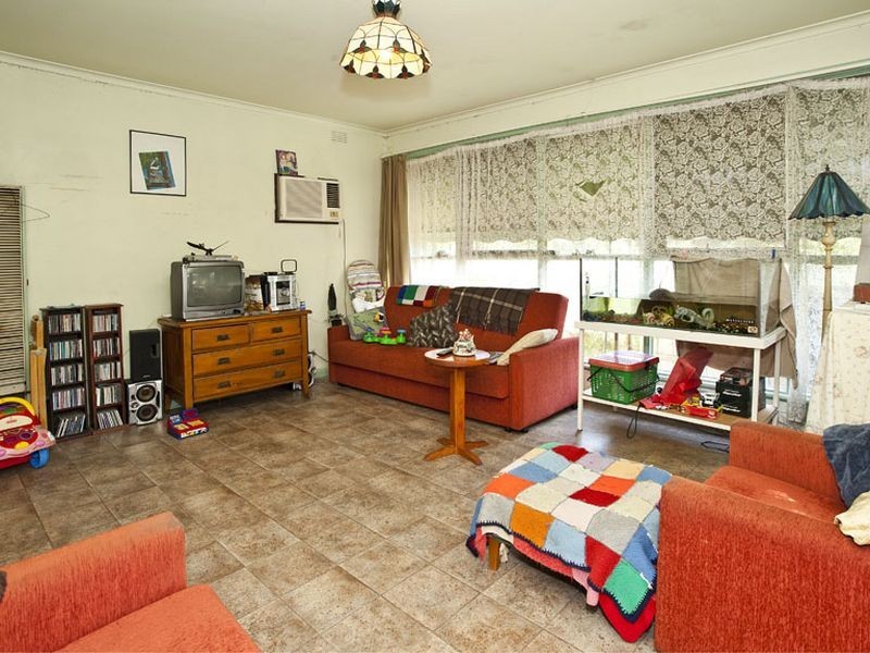 47 Cambridge Road, Mooroolbark VIC 3138