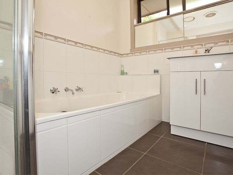 17 Coolaroo Court, Mooroolbark VIC 3138