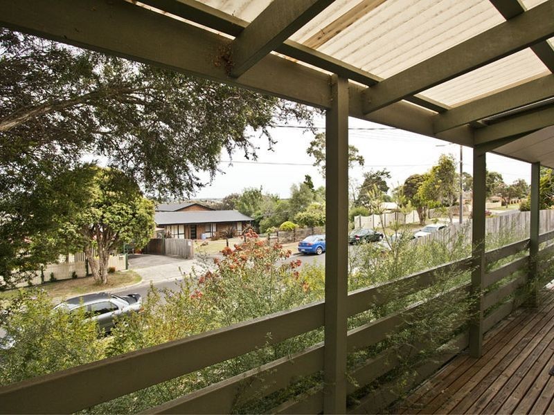 48 Sugarloaf Drive, Chirnside Park VIC 3116