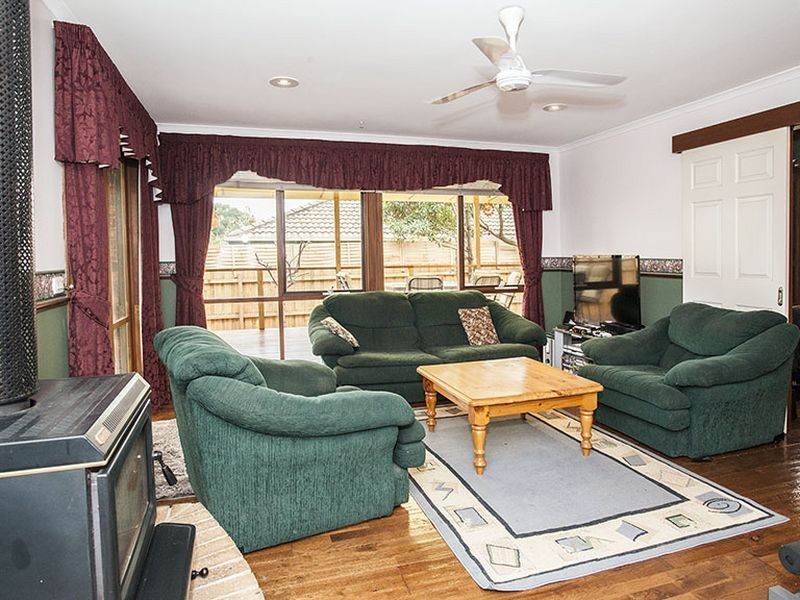 19 Rivergum Drive, Croydon North VIC 3136