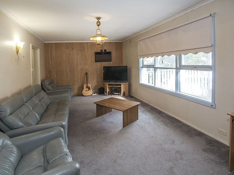 63 Croydondale Drive, Mooroolbark VIC 3138