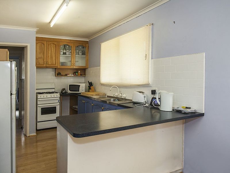 63 Croydondale Drive, Mooroolbark VIC 3138