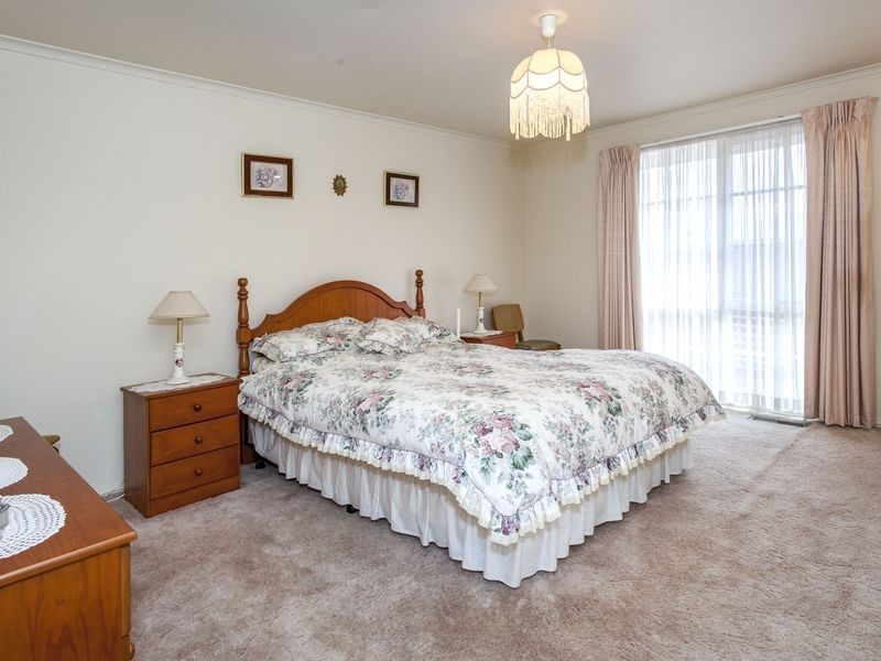 3/9 Railway Crescent, Croydon VIC 3136