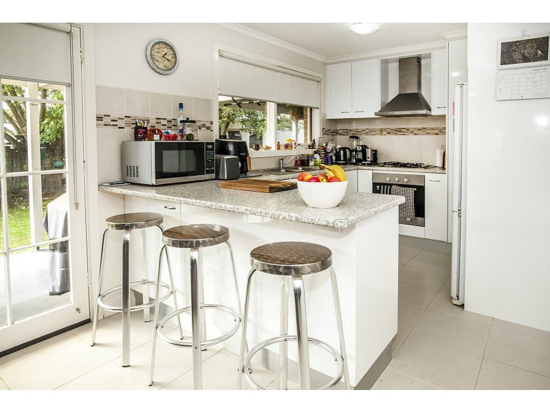 19 Lade Avenue, Kilsyth VIC 3137