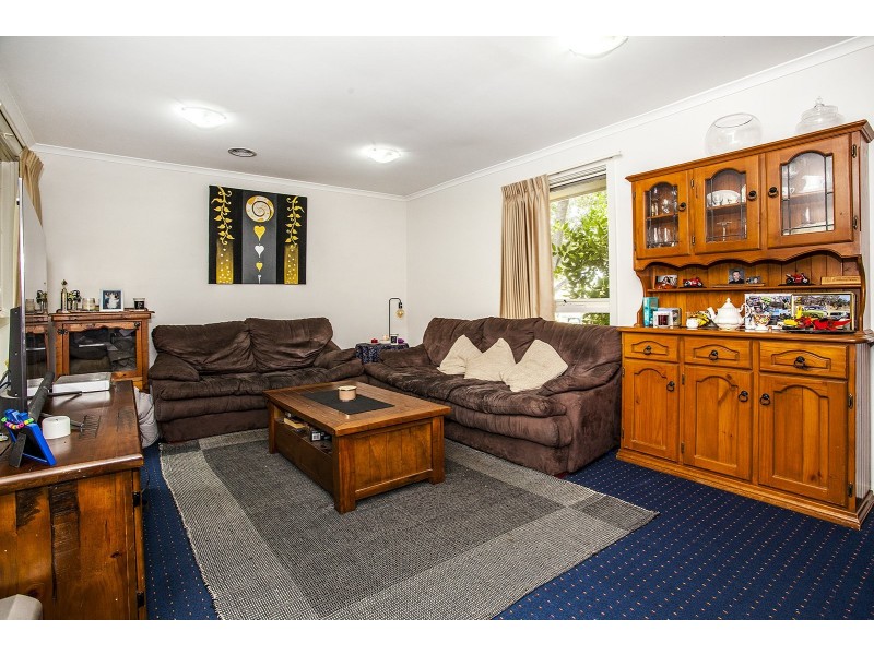 19 Lade Avenue, Kilsyth VIC 3137