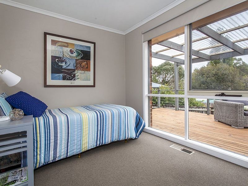 1/12 Westall Court, Mooroolbark VIC 3138
