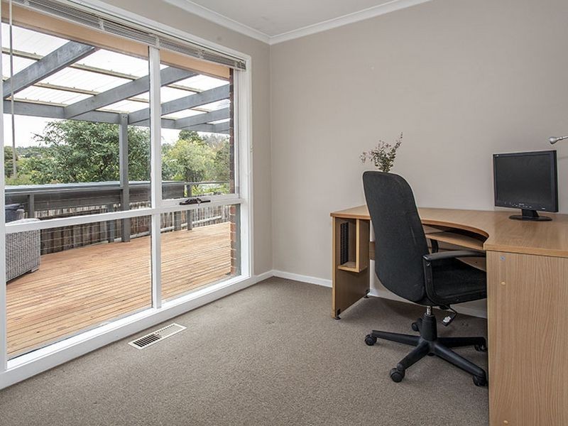 1/12 Westall Court, Mooroolbark VIC 3138