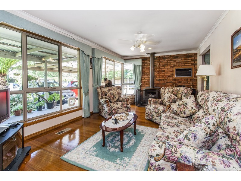 107 Taylor Road, Mooroolbark VIC 3138