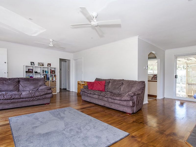 12 Shakespeare Avenue, Mooroolbark VIC 3138