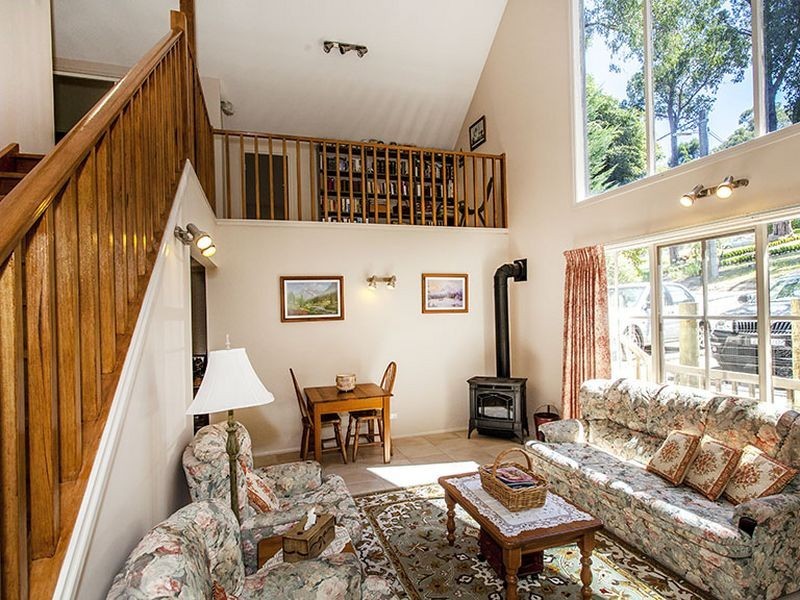 14-16 Centre Avenue, Mount Evelyn VIC 3796