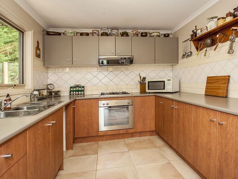 14-16 Centre Avenue, Mount Evelyn VIC 3796