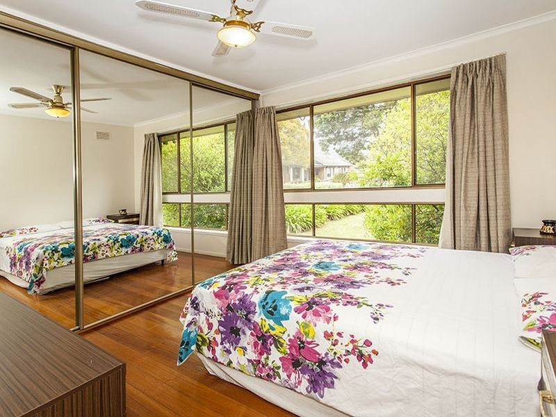 5 Lockhart Court, Kilsyth VIC 3137