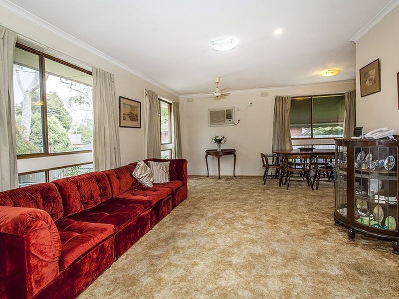 5 Lockhart Court, Kilsyth VIC 3137