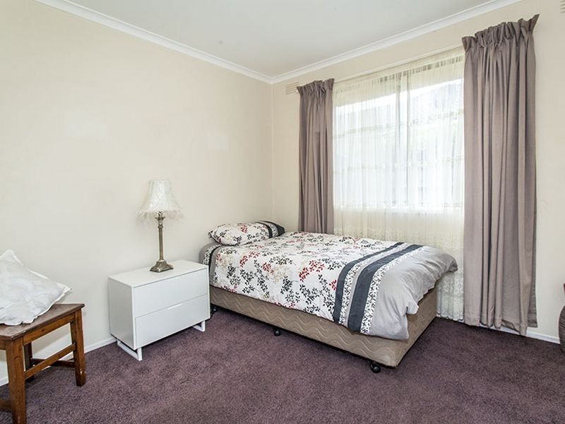 5 Lockhart Court, Kilsyth VIC 3137