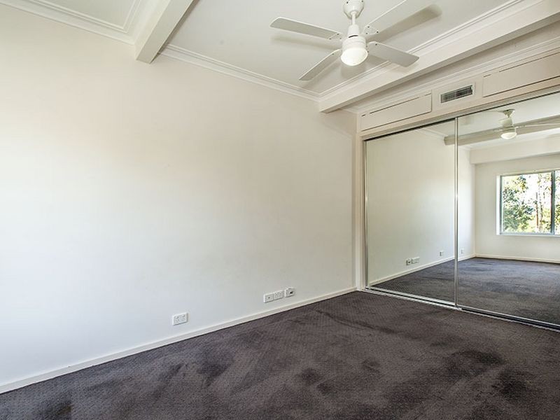 2/226 Manchester Road, Mooroolbark VIC 3138