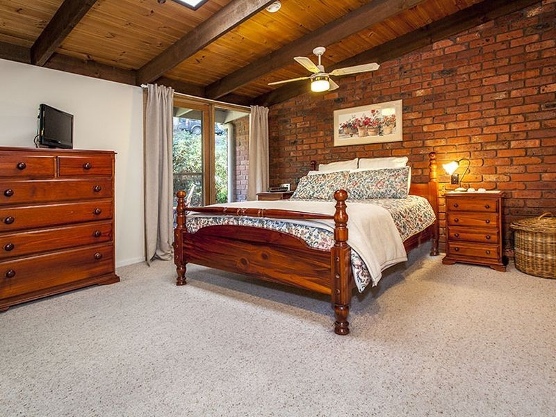 8 Grange Road, Kalorama VIC 3766