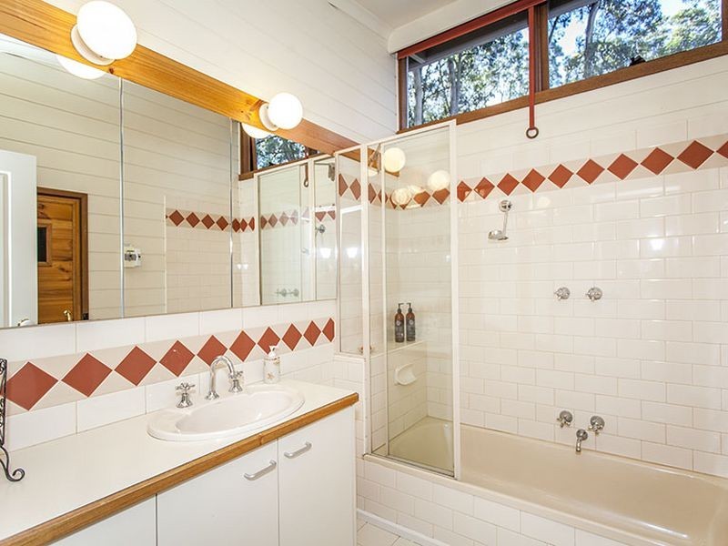 8 Grange Road, Kalorama VIC 3766