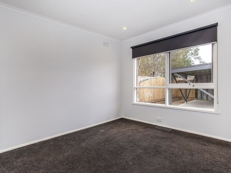 19 Andrew Street, Mooroolbark VIC 3138