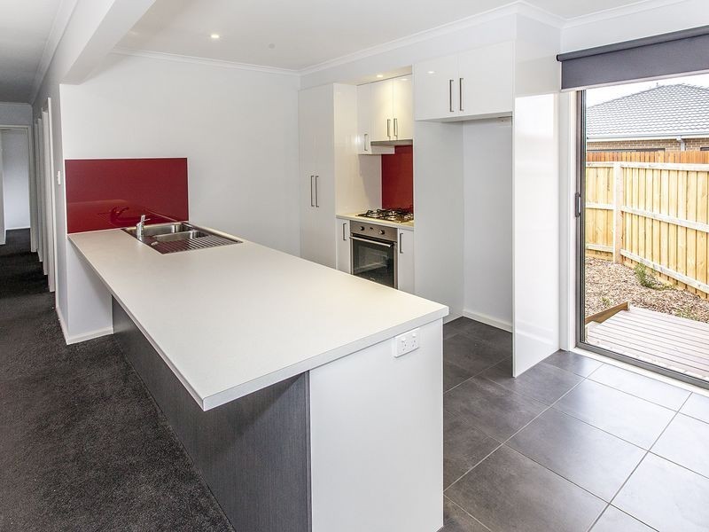 19 Andrew Street, Mooroolbark VIC 3138