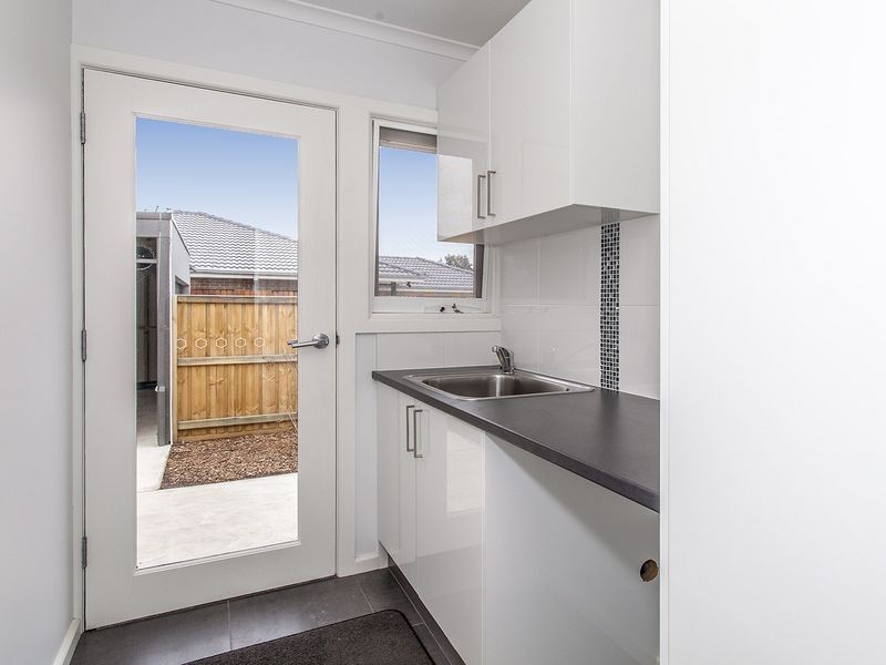 19 Andrew Street, Mooroolbark VIC 3138