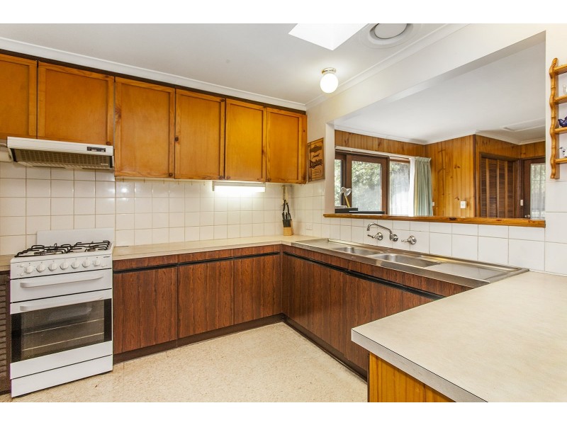 122 Manchester Road, Mooroolbark VIC 3138