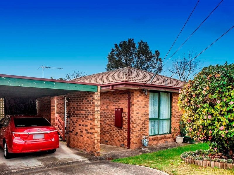 2/33 Pitt Street, Ringwood VIC 3134