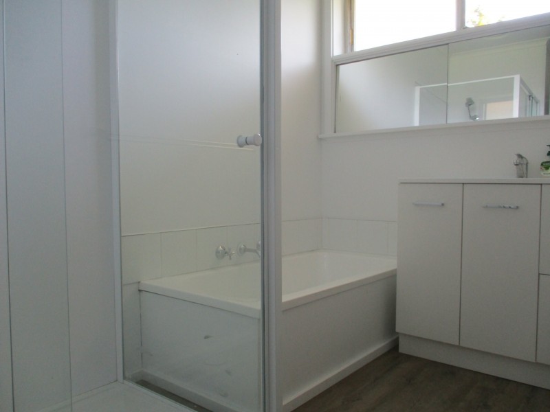 15 Wimbledon Court, Mooroolbark VIC 3138