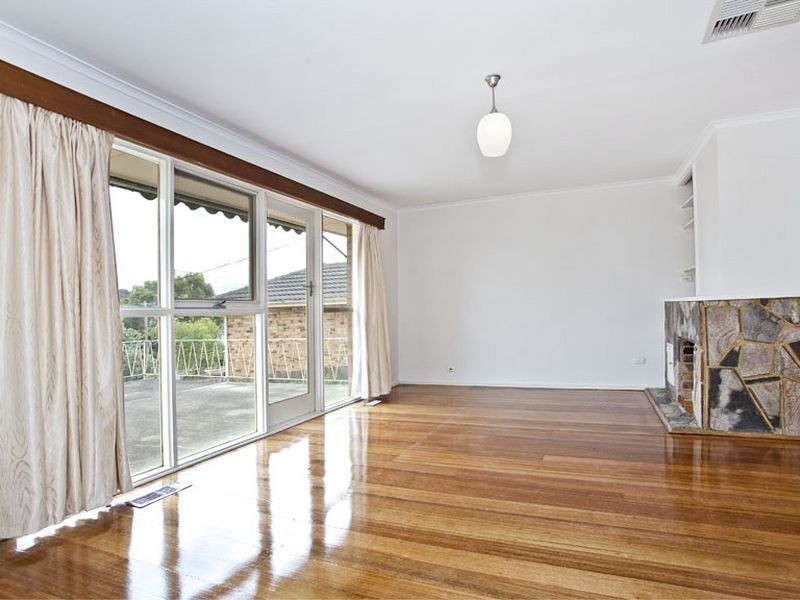 252 Hull Road, Mooroolbark VIC 3138