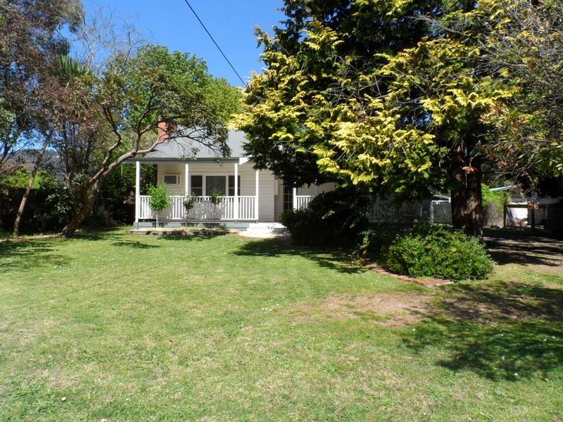 10 Walker Road, Montrose VIC 3765