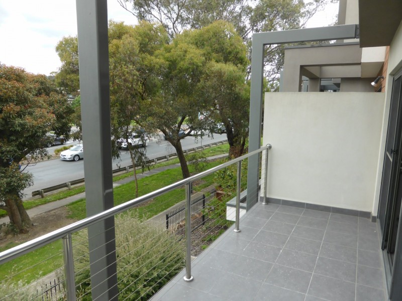 3 Lithgow Way, Mooroolbark VIC 3138