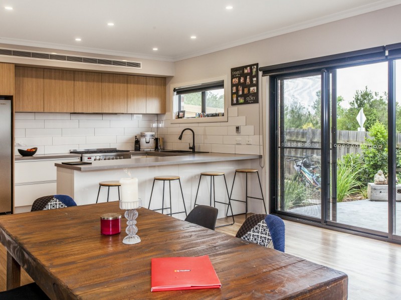 55A Lomond Avenue, Kilsyth VIC 3137