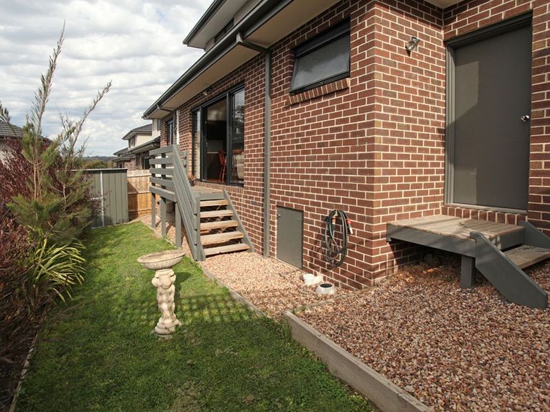 24 Mount View Parade, Mooroolbark VIC 3138