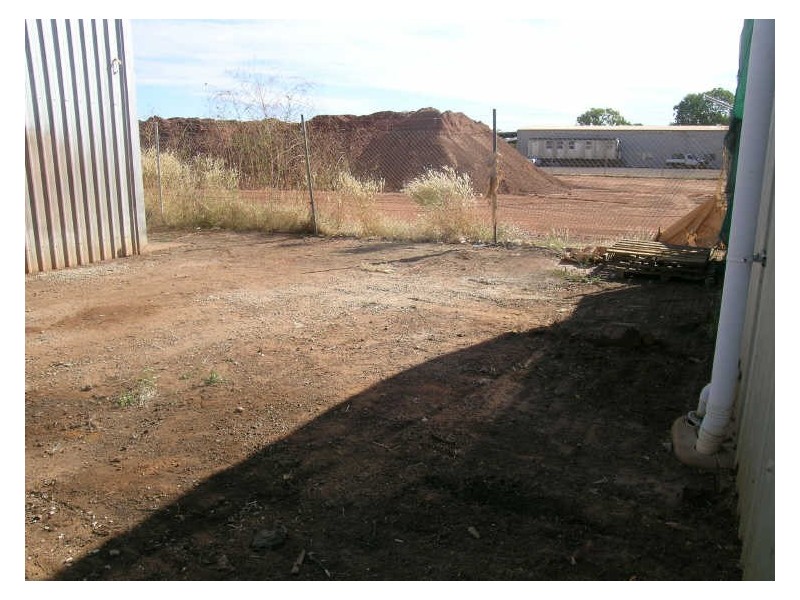 Shed 2/2510 Crawford Street, Katherine NT 0850