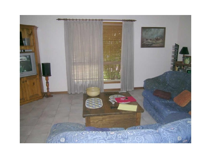 11 Raymond Place, Katherine NT 0850