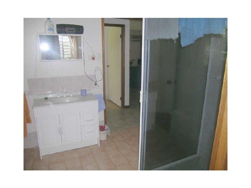 11 Raymond Place, Katherine NT 0850
