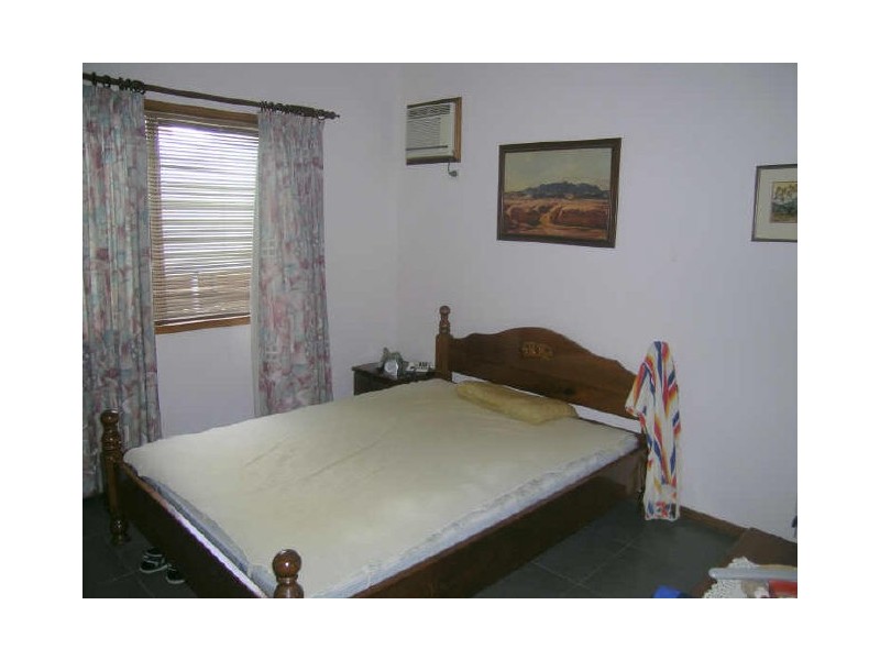 11 Raymond Place, Katherine NT 0850