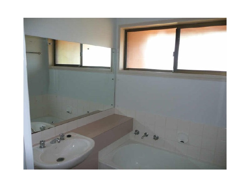 8 Davis Court, Katherine NT 0850