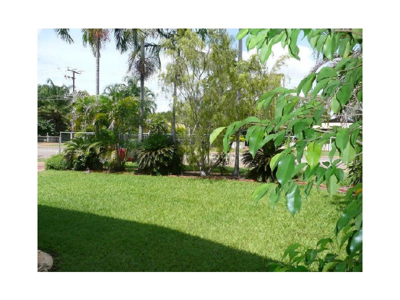 62 Maluka Road, Katherine NT 0850