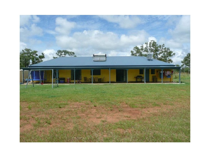 114 Hall Road, Katherine NT 0850