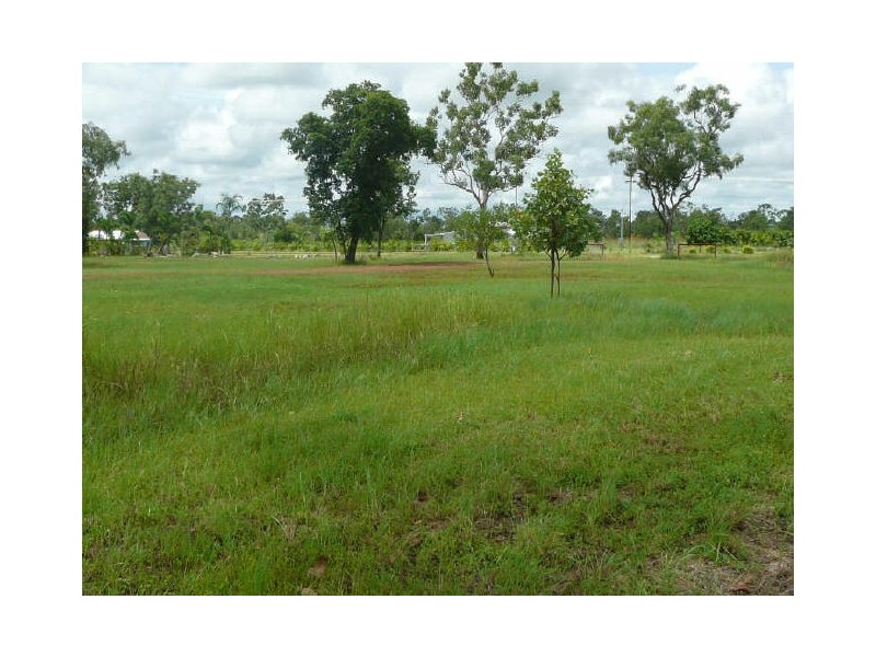 114 Hall Road, Katherine NT 0850