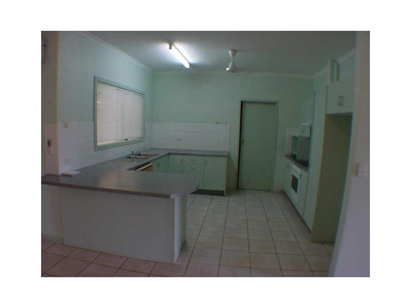 4 Travers Court, Katherine NT 0850