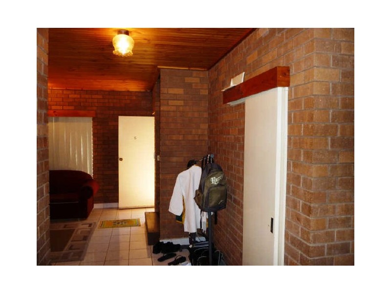 Unit 5/10 Victoria Highway, Katherine NT 0850