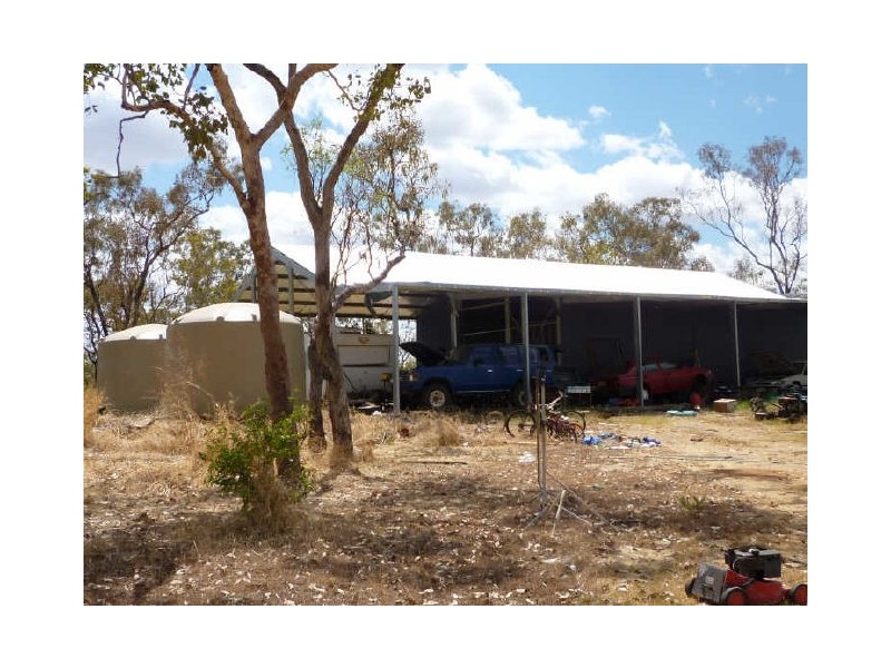 56 Hall Road, Katherine NT 0850